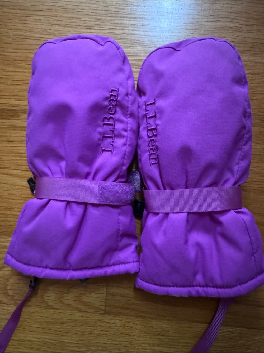 L.L. Bean Girls' Bright Purple Puffer Mittens